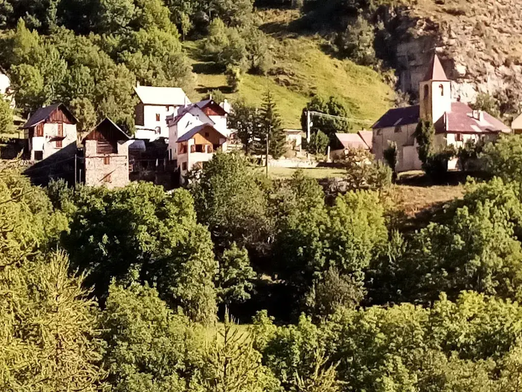 Gîte de Roya_Saint-Étienne-de-Tinée_slider_image_2
