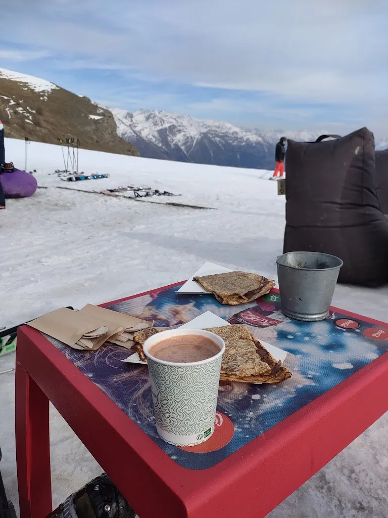 stéphanie 06_L'Estive_Auron_review