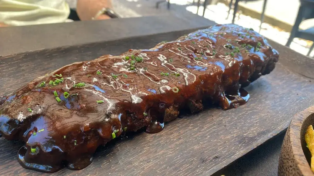 Ed Dunnett_SHACK AND CO_Saint-Jeannet_recensione