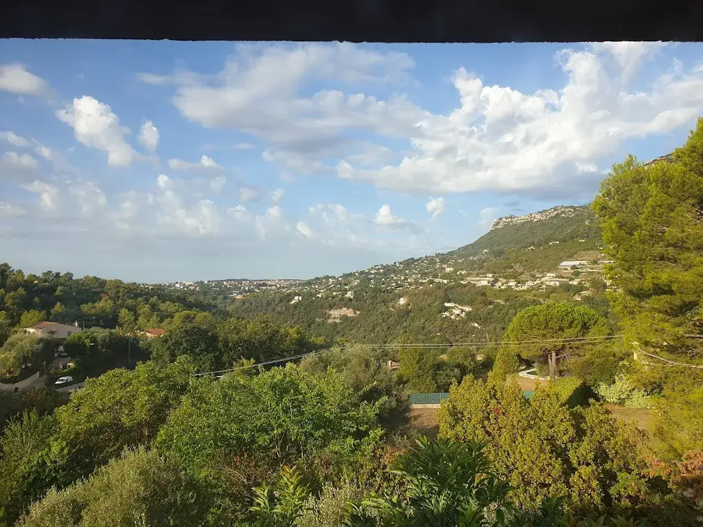 Silvia Epps_Avocado Hotel Bar & Restaurant Saint-Jeannet_Saint-Jeannet_review