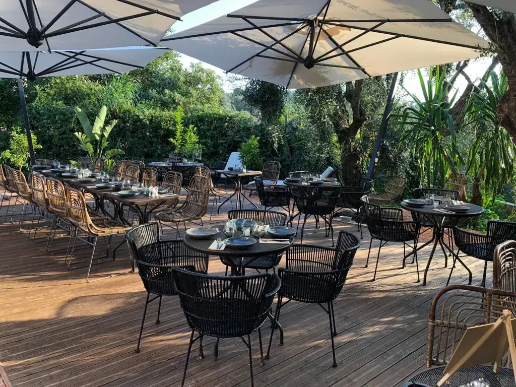 Avocado Hotel Bar & Restaurant Saint-Jeannet restaurant in Saint-Jeannet