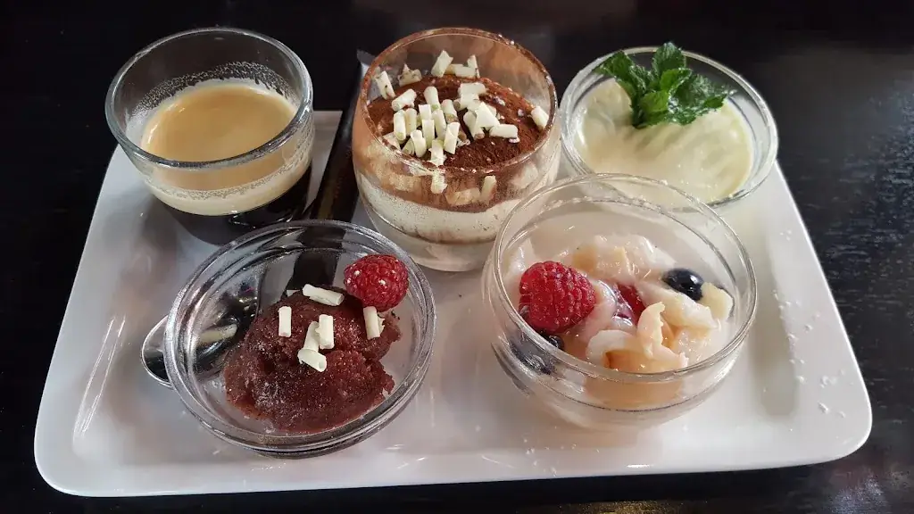 Tortola restaurant_Saint-Laurent-du-Var_slider_image_3