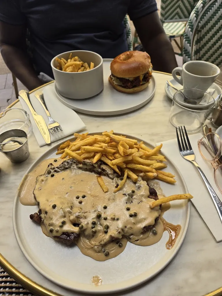 Sherifat Sola-Ojelade_Tartine_Saint-Laurent-du-Var_review