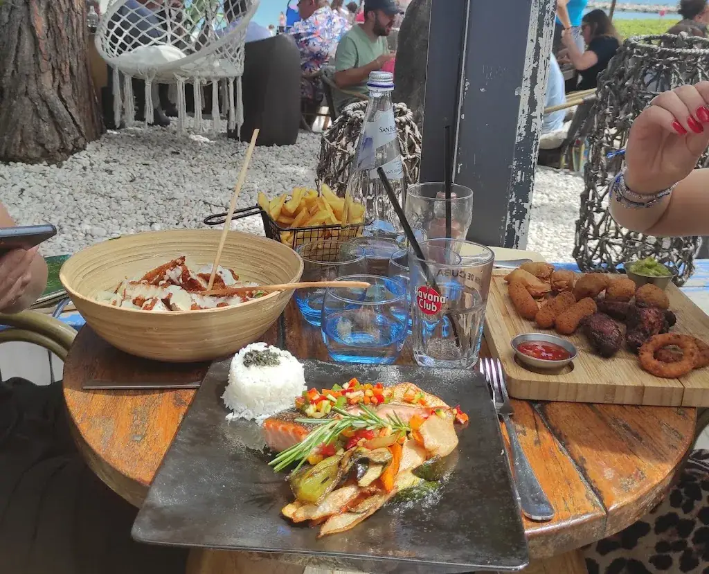 Menu_Le Blue Bay - Restaurant Bord de mer - Saint-Laurent-Du-Var_Saint-Laurent-du-Var_image_9