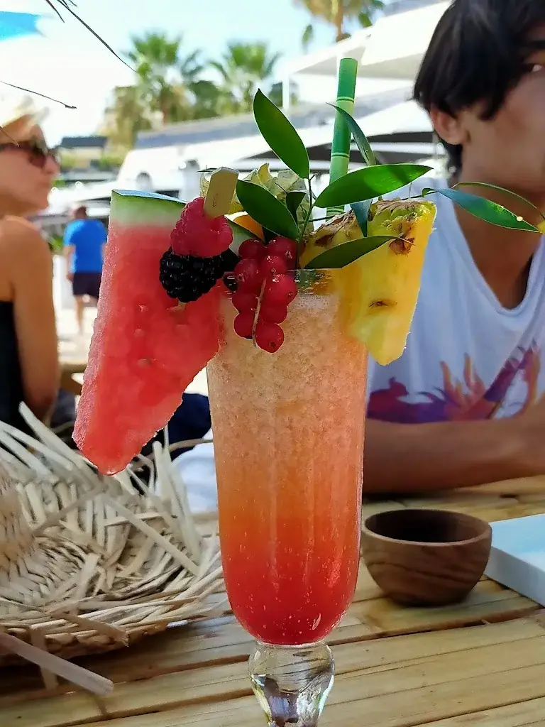 Menu_La Cabane Saint Laurent du var_Saint-Laurent-du-Var_image_3