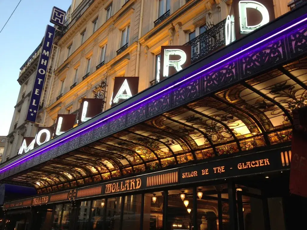 Brasserie Mollard restaurant in Paris