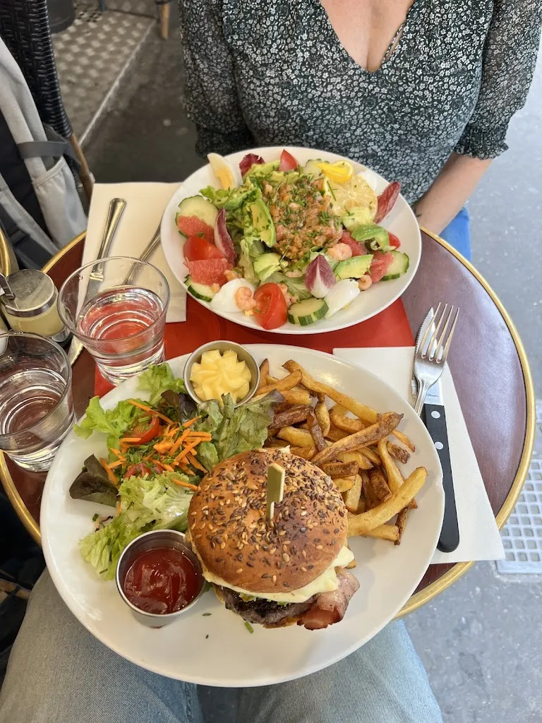 Aaron Klem_Le Rocher Saint-Lazare_Paris_review