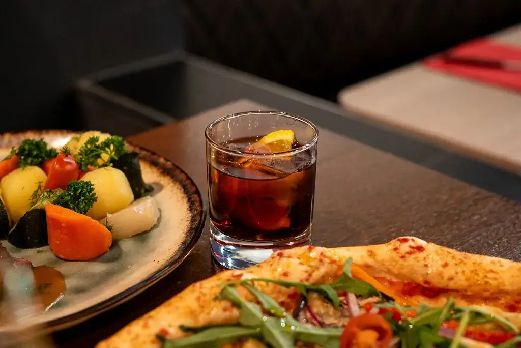 L'Atelier Lazare_Paris_slider_image_2