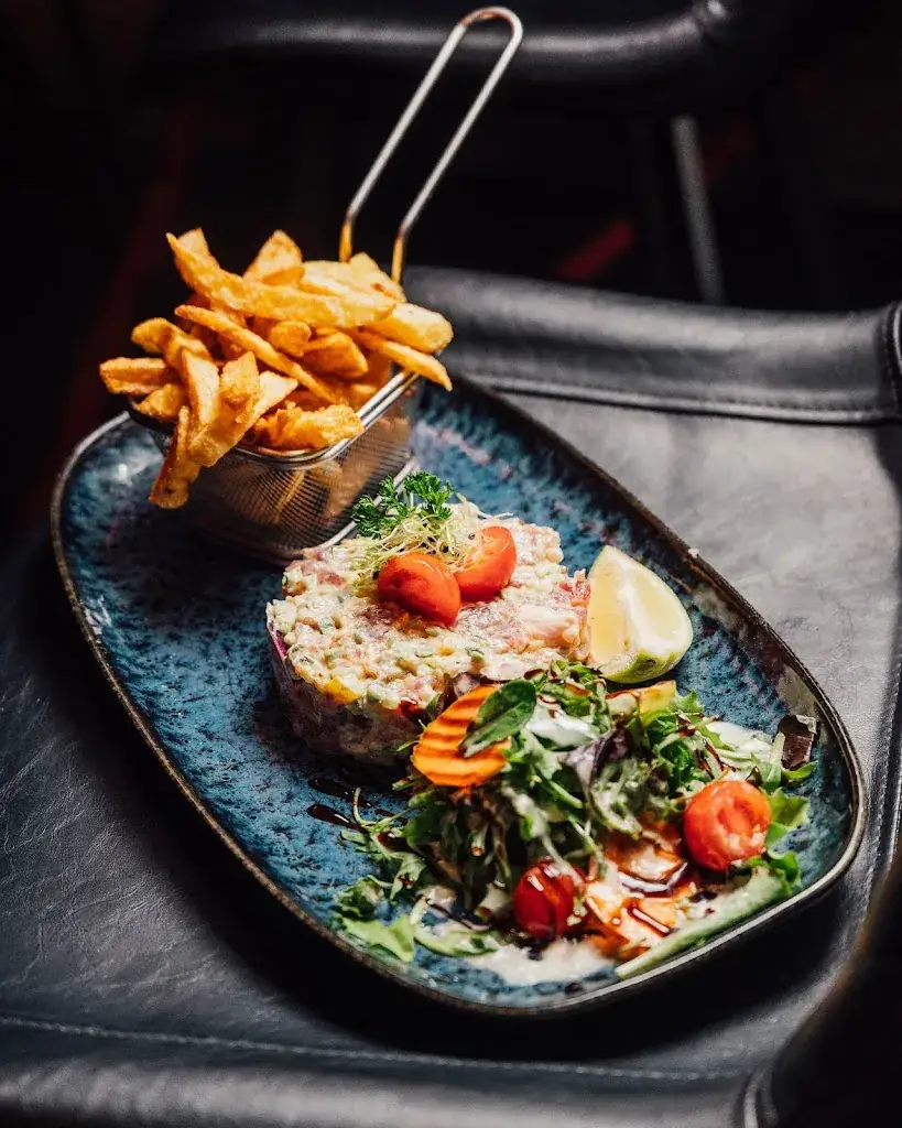 L'Atelier Lazare_Paris_slider_image_3