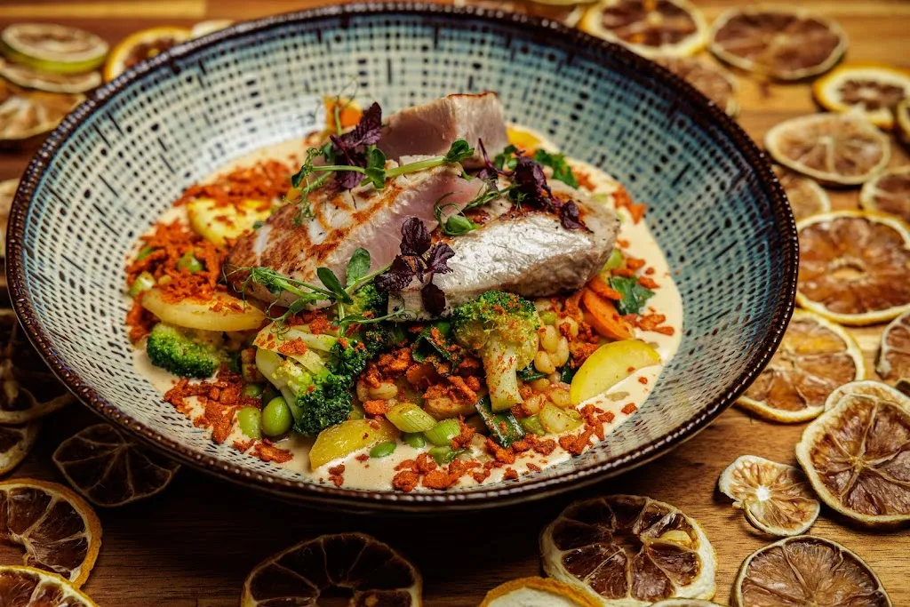 La Belle Quille_Paris_slider_image_3