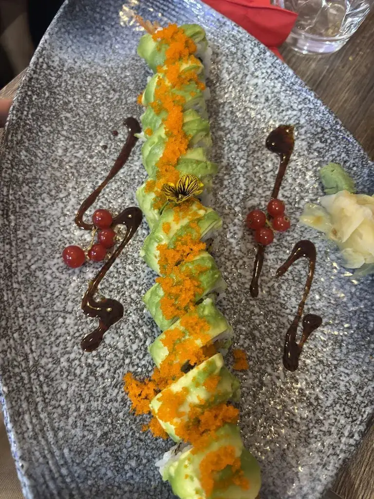 ajla dunga_Yookoso_Paris_review