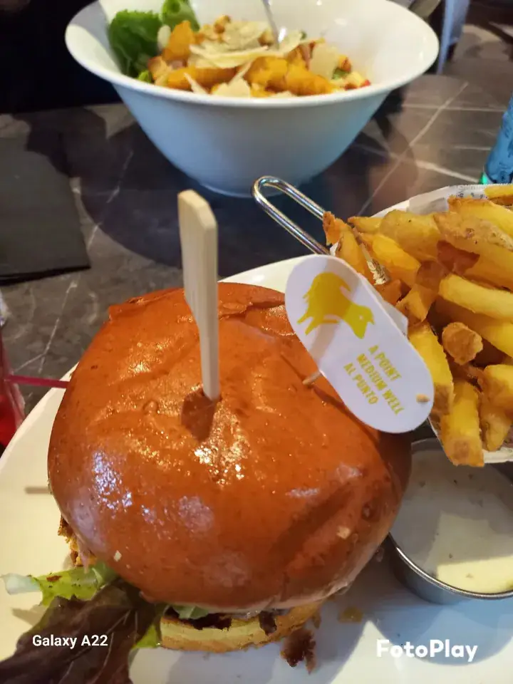 Triadou Haussmann_Paris_slider_image_2