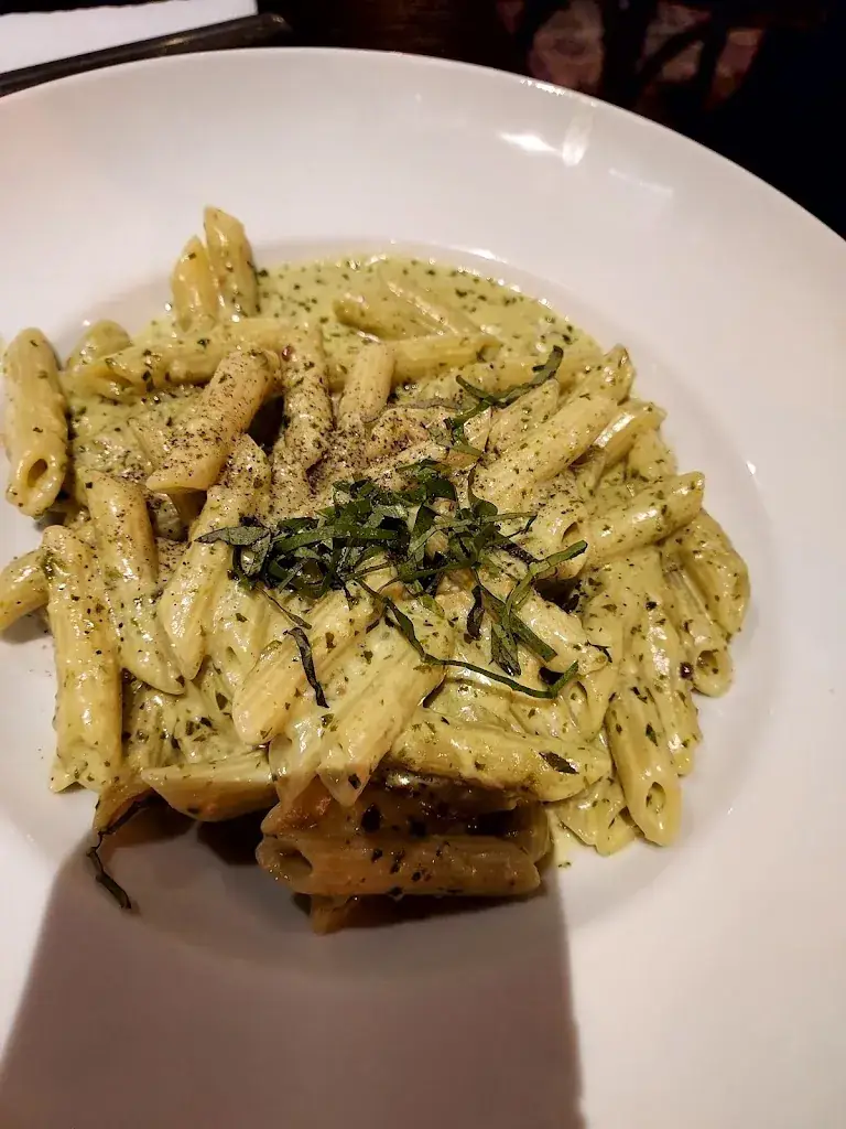 Laura M_SPEZIA piadina & co_Paris_review