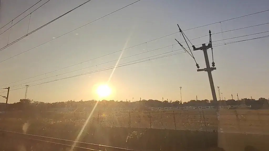 peter burke_Saint-Lazare_Paris_recensione