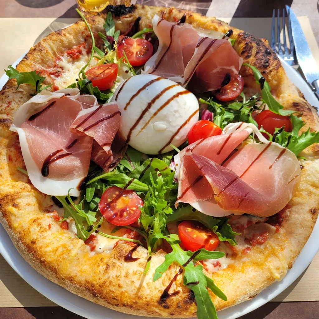 Le Kabanon des Ecuries de l'Aube_Saint-Marc-Jaumegarde_slider_image_3