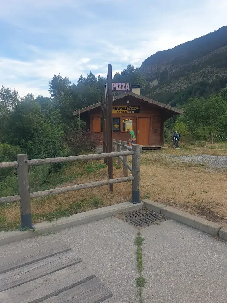 Marsu Pizza_Saint-Martin-de-Queyrières_slider_image_3