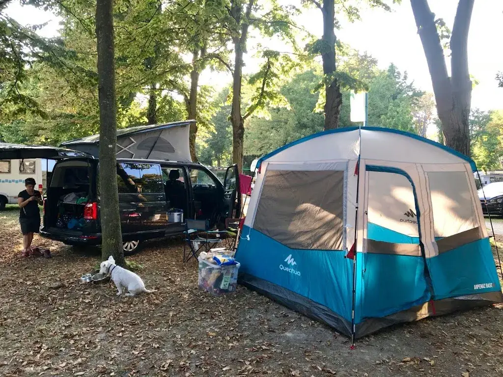 Rakel Muñoz Gonzalez_Camping Caravaneige the Iscle Prelles_Saint-Martin-de-Queyrières_review