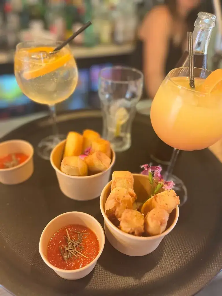 La Cave_Saint-Martin-du-Var_slider_image_3