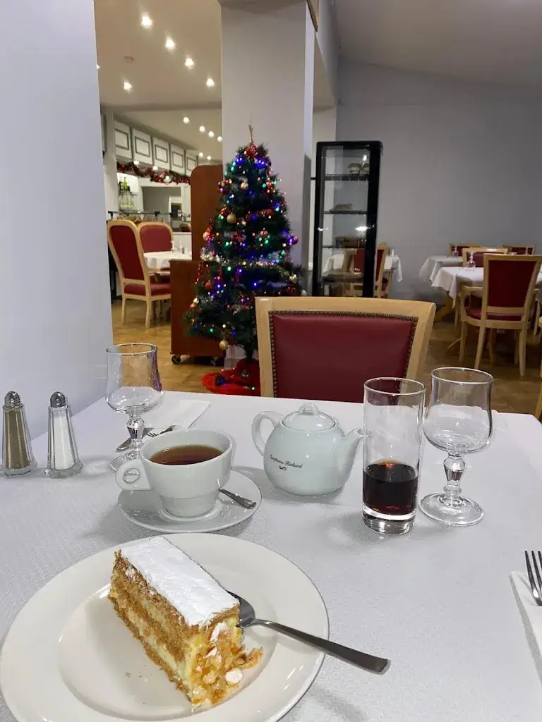 Bar des pêcheurs 21 quai Jules guesde 83430_Saint-Mandrier-sur-Mer_slider_image_2