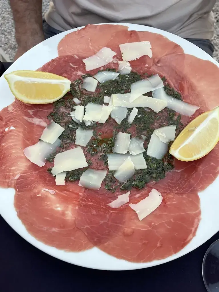 Manon Jamet_Le Lamparo_Saint-Mandrier-sur-Mer_review