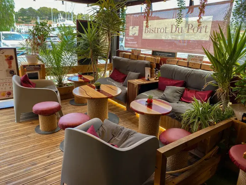 Bistrot Du Port SAINT MANDRIER Restaurant in Saint-Mandrier-sur-Mer