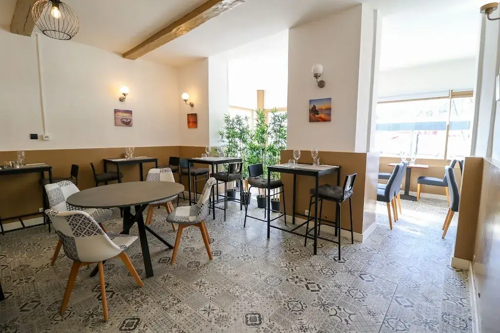 Le Telo - Hôtel | Bar | Restaurant à Saint Mandrier ristorante a Saint-Mandrier-sur-Mer