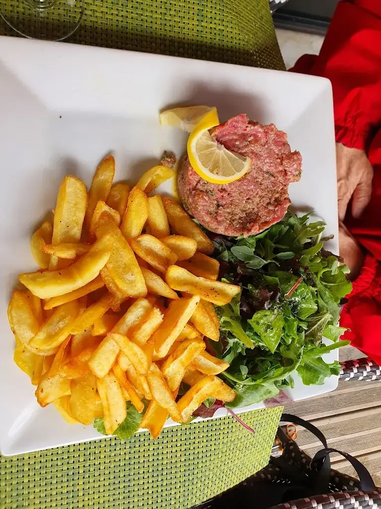 Menu_GRAND HOTEL DES ALPES_Saint-Martin-Vésubie_immagine_3