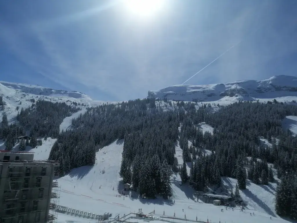 Ali Latham_Totem - Friendly Kitchen & Bar_Arâches-la-Frasse_review