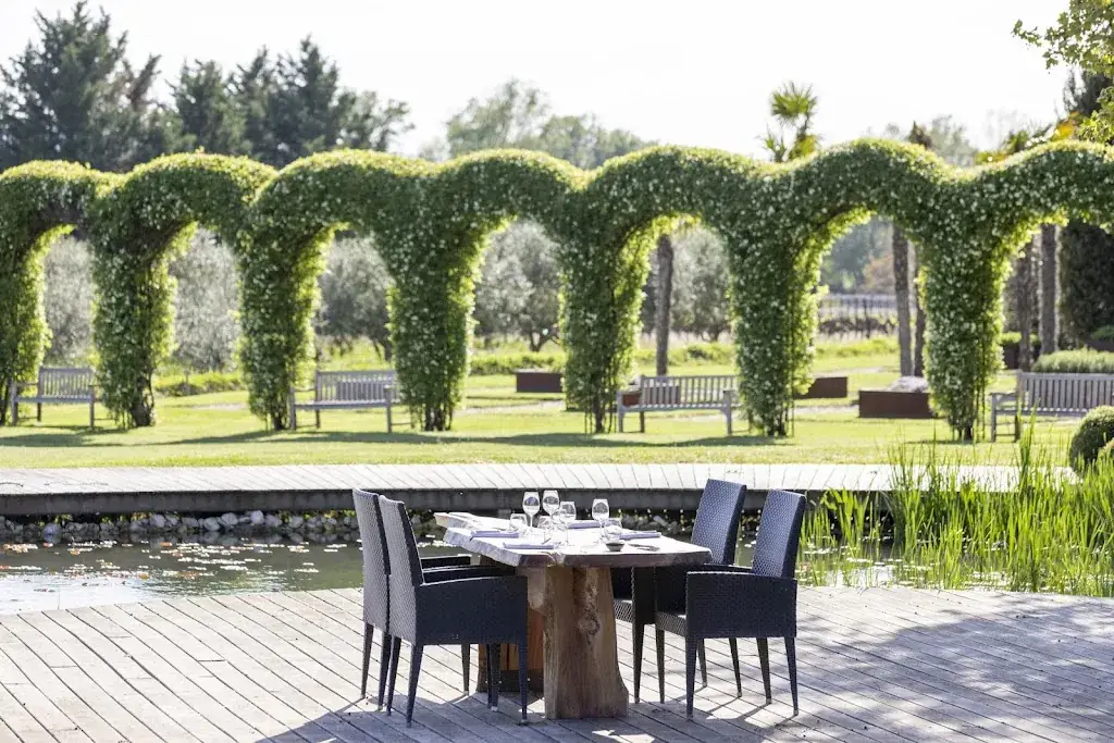 Le Platane des ANDEOLS restaurant in Saint-Saturnin-lès-Apt