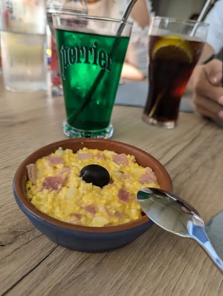 Yumi V._Le Rendez-vous_Saint-Martin-de-Crau_avis