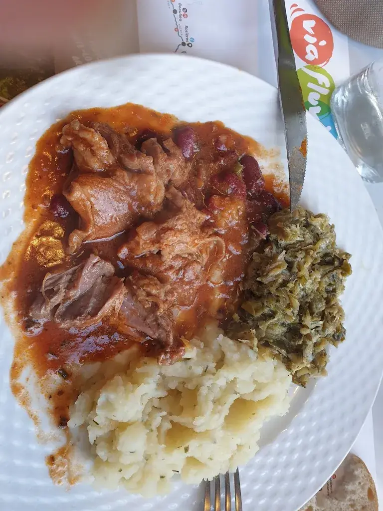 NANOU 38_La Casa d'Ay_Ardoix_review