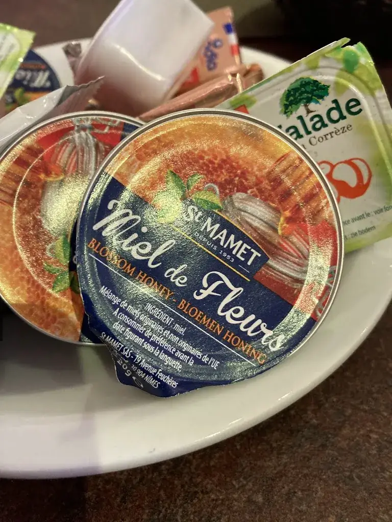 Menu_Bar Restaurant de l'Avenir_Saint-Martin-de-Crau_imagen_3