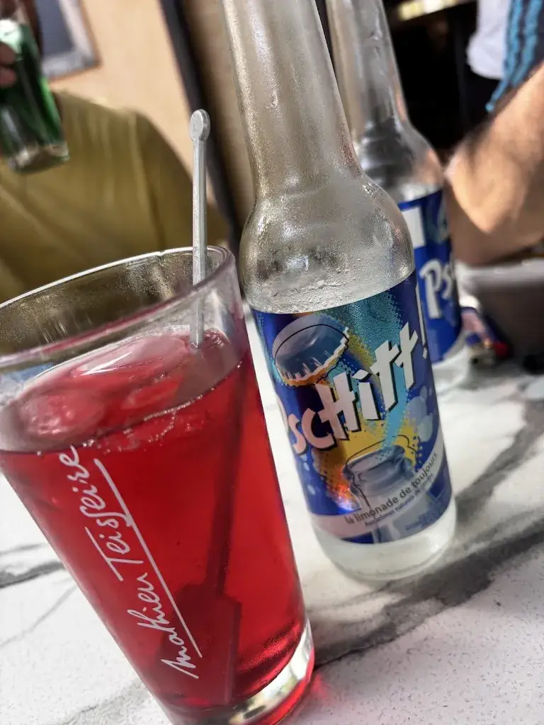 Erhan YILDIZ_Bar Restaurant de l'Avenir_Saint-Martin-de-Crau_reseña