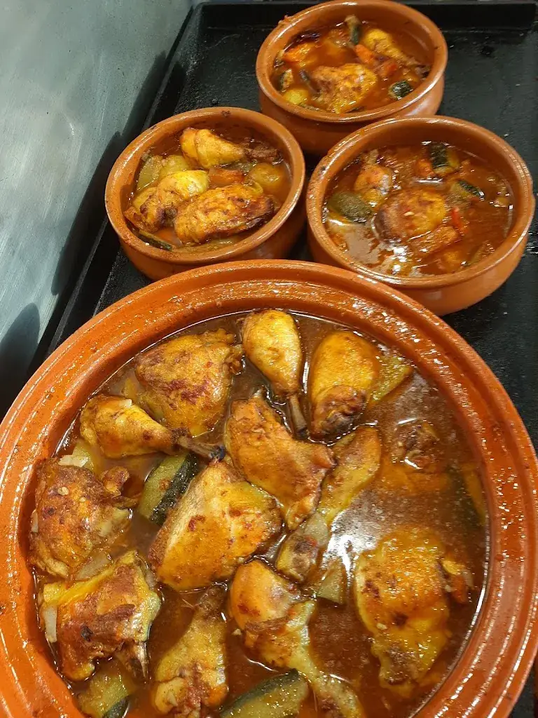 Toutencamion food truck_Saint-Martin-de-Crau_slider_image_2