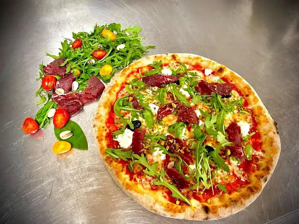 Pizza di Napoli_Saint-Martin-de-Crau_slider_image_3