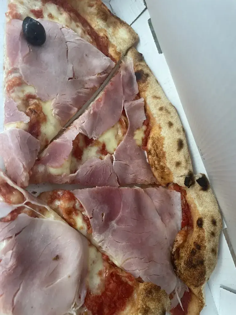 Menu_Pizza Véro_Saint-Martin-de-Crau_image_3