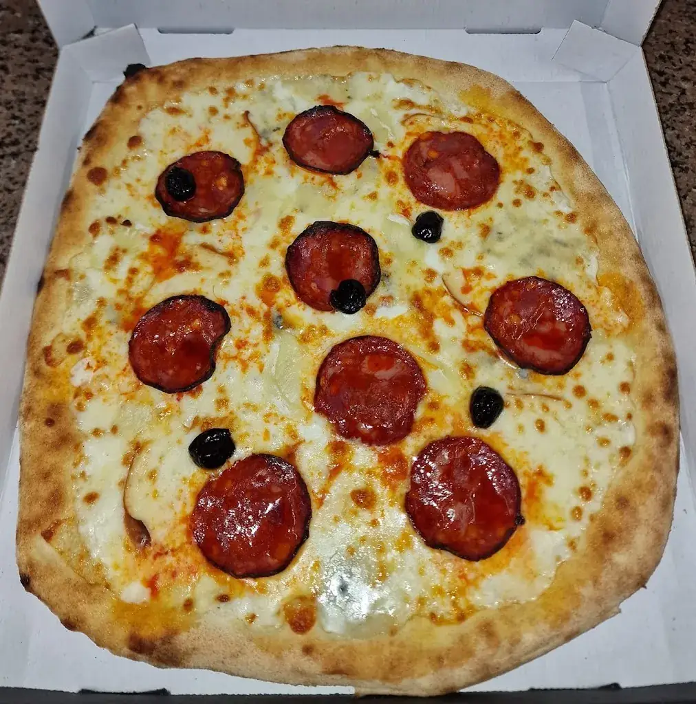 Menu_Pizza Véro_Saint-Martin-de-Crau_image_6