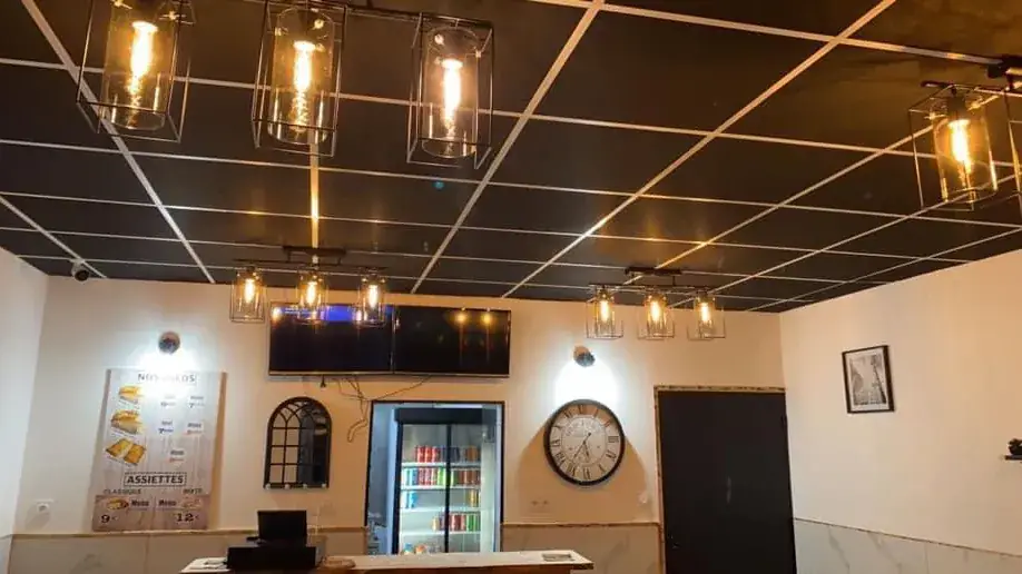 Mc chicken restaurant in Saint-Martin-de-Crau