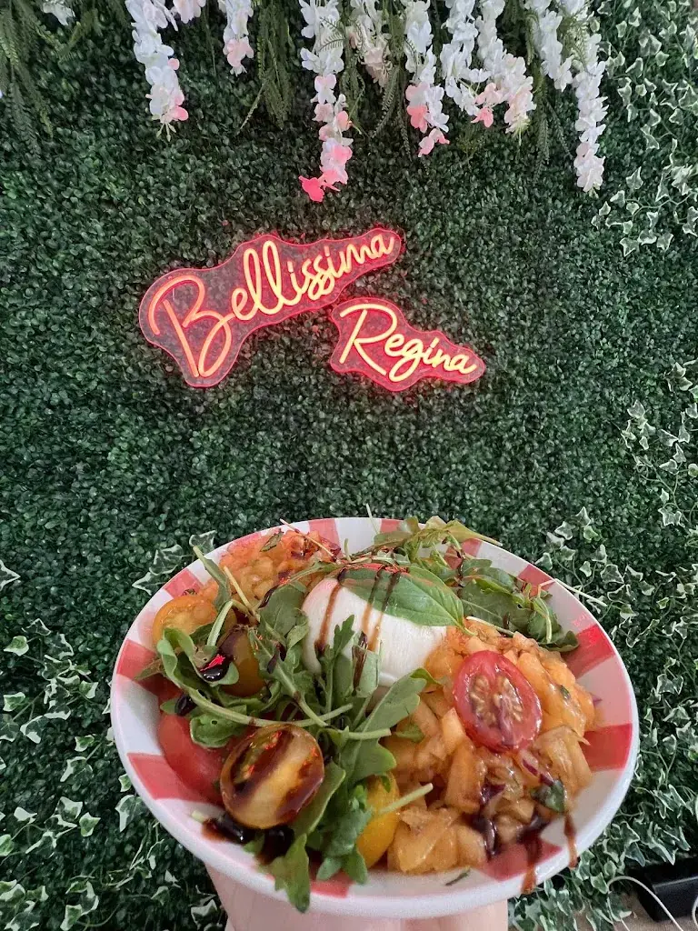 Bellissima Regina_Régny_slider_image_2