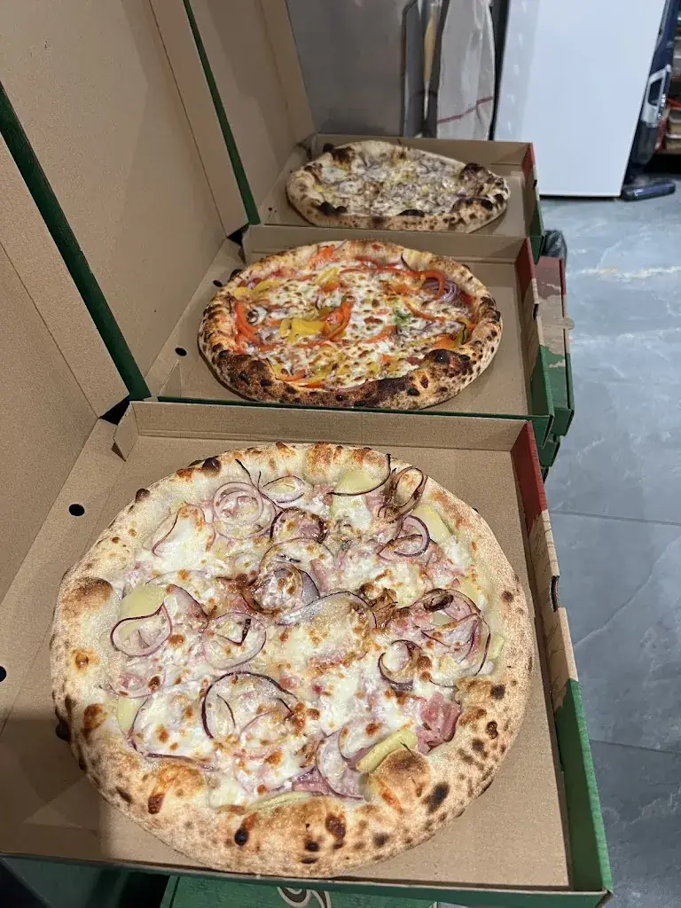 Bellissima Regina_Régny_slider_image_3