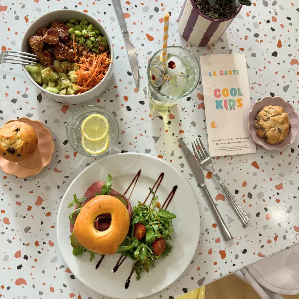 Cool Kids Café_Saint-Martin-de-Crau_slider_image_2