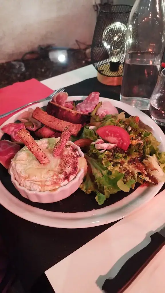 Camille_Bar Tabac De Saint Tronc Le Jardin_Marseille_review