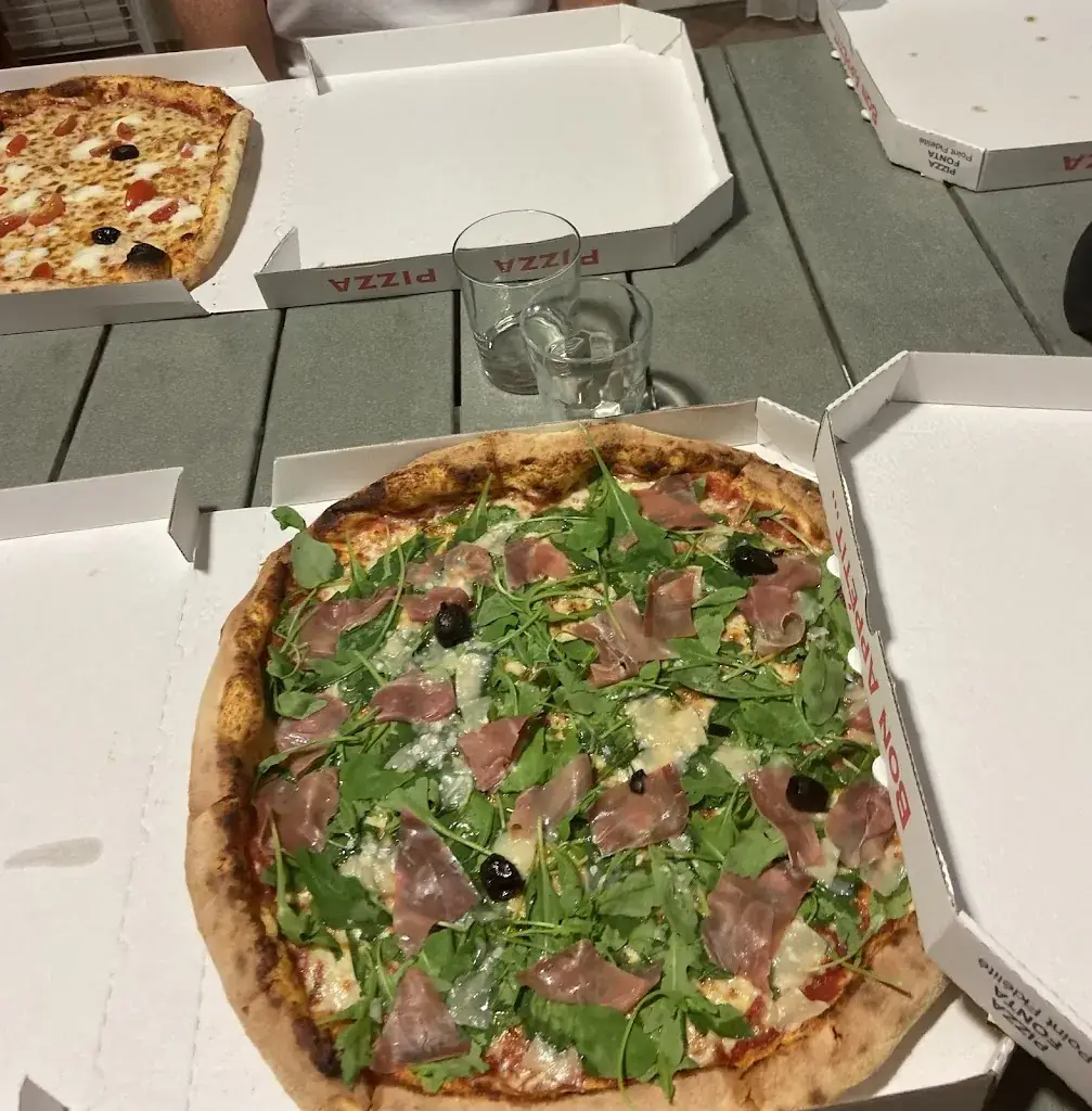 Pizza Fonta_Saint-Savournin_slider_image_3