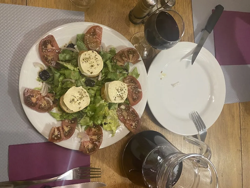 Anna t_PIZZERIA LE SAVOURNIN_Saint-Saturnin-lès-Apt_review