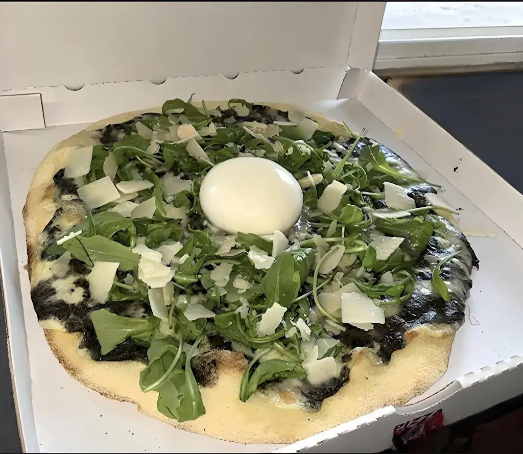 Lugo Pizza_Saint-Savournin_slider_image_3