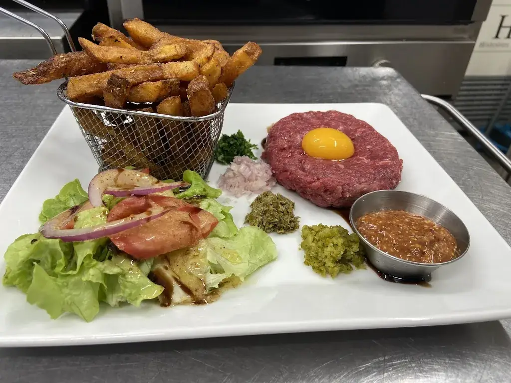 Honky tonK Brasserie St Zacharie_Saint-Zacharie_slider_image_3