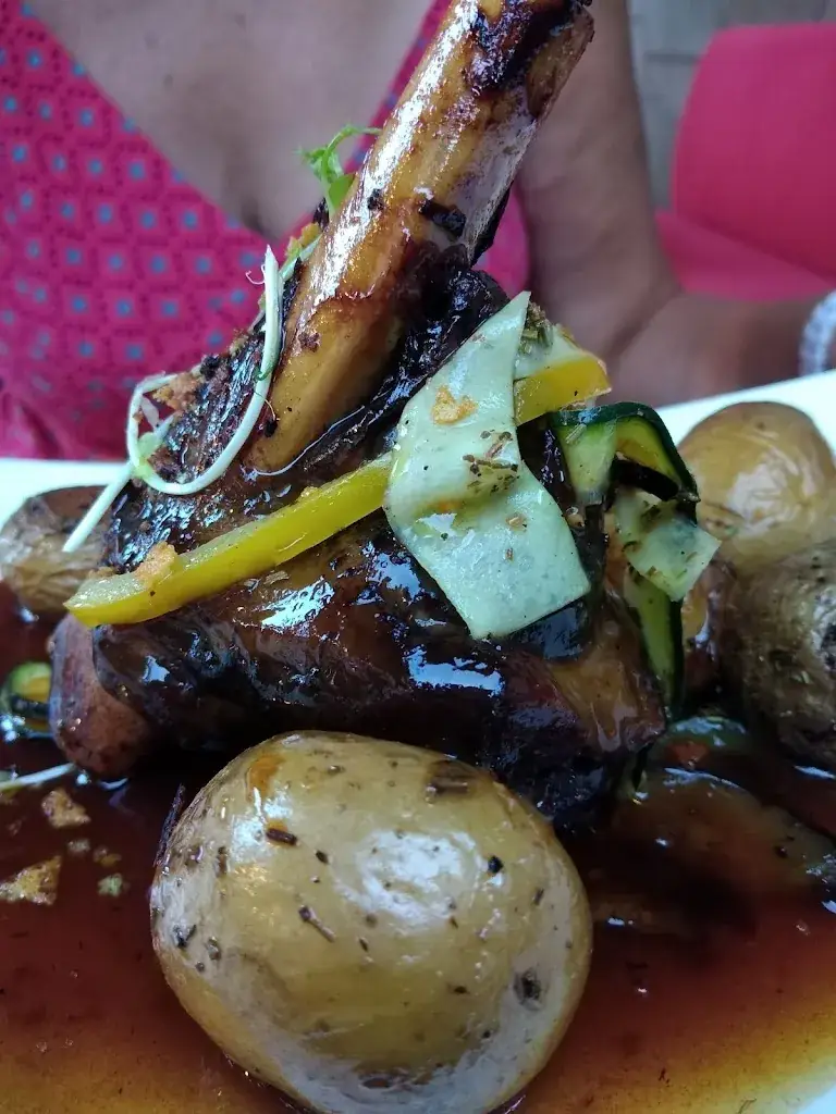 Bar de l'Issole Restaurant_Sainte-Anastasie-sur-Issole_slider_image_3