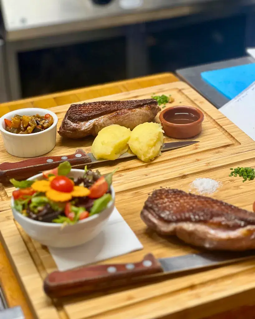 La Table Restaurant_Saint-Raphaël_slider_image_3