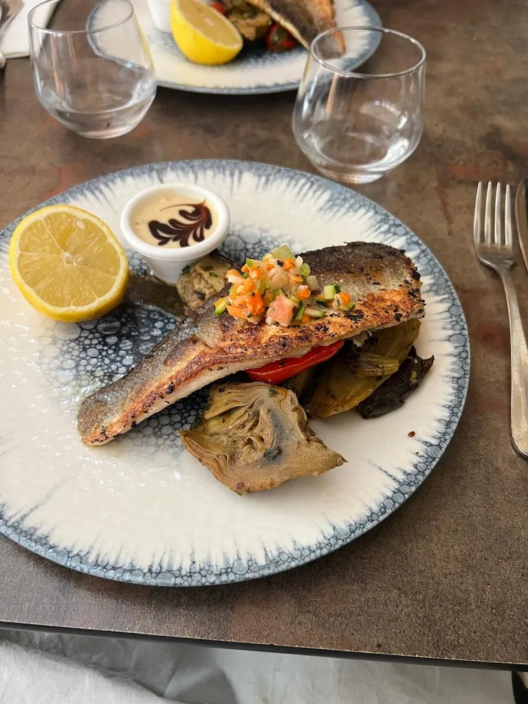 Le Coelacanthe_Saint-Raphaël_slider_image_3