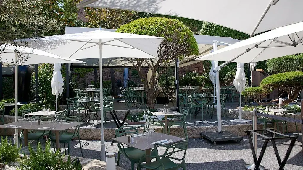 Le Jardin Poncet restaurant in Saint-Raphaël